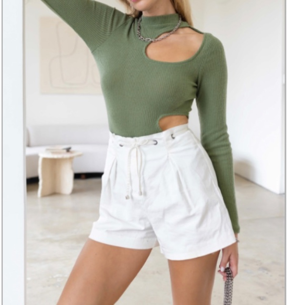 NWT Le Lis Cute Olive Ribbed Mock Neck cut out long sleeve stretchy bodysuit Y2K